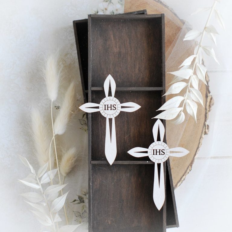 First Holy Communion – Cross Set 15 – Decorative Laser Cut Chipboards 